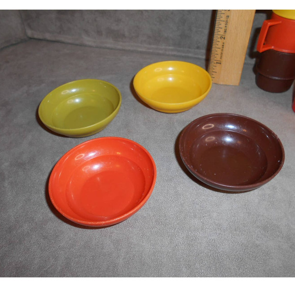 Tupperware Toys TupperToys Mini Serve-It Cup, Mugs & Bowls Pretend Kitchen - Picture 9 of 10